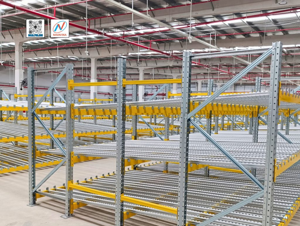ke-truot-con-lan-carton-flow-rack-2